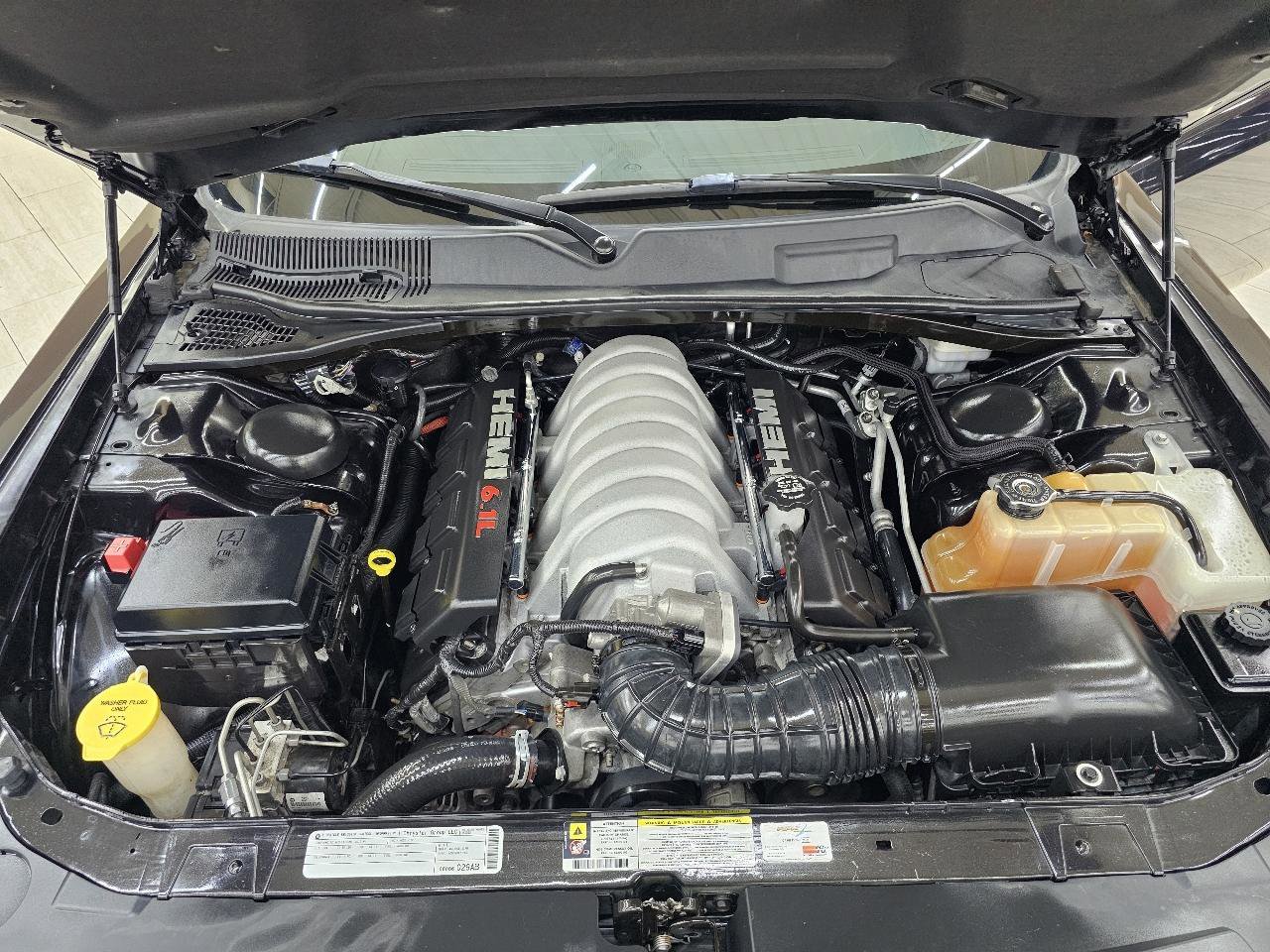 Used 2010 Dodge Challenger SRT8 w/ SRT Option Group II RWD image 35