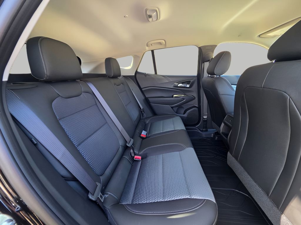 New 2026 Chevrolet Trax LT w/ Driver Confidence Package image 8