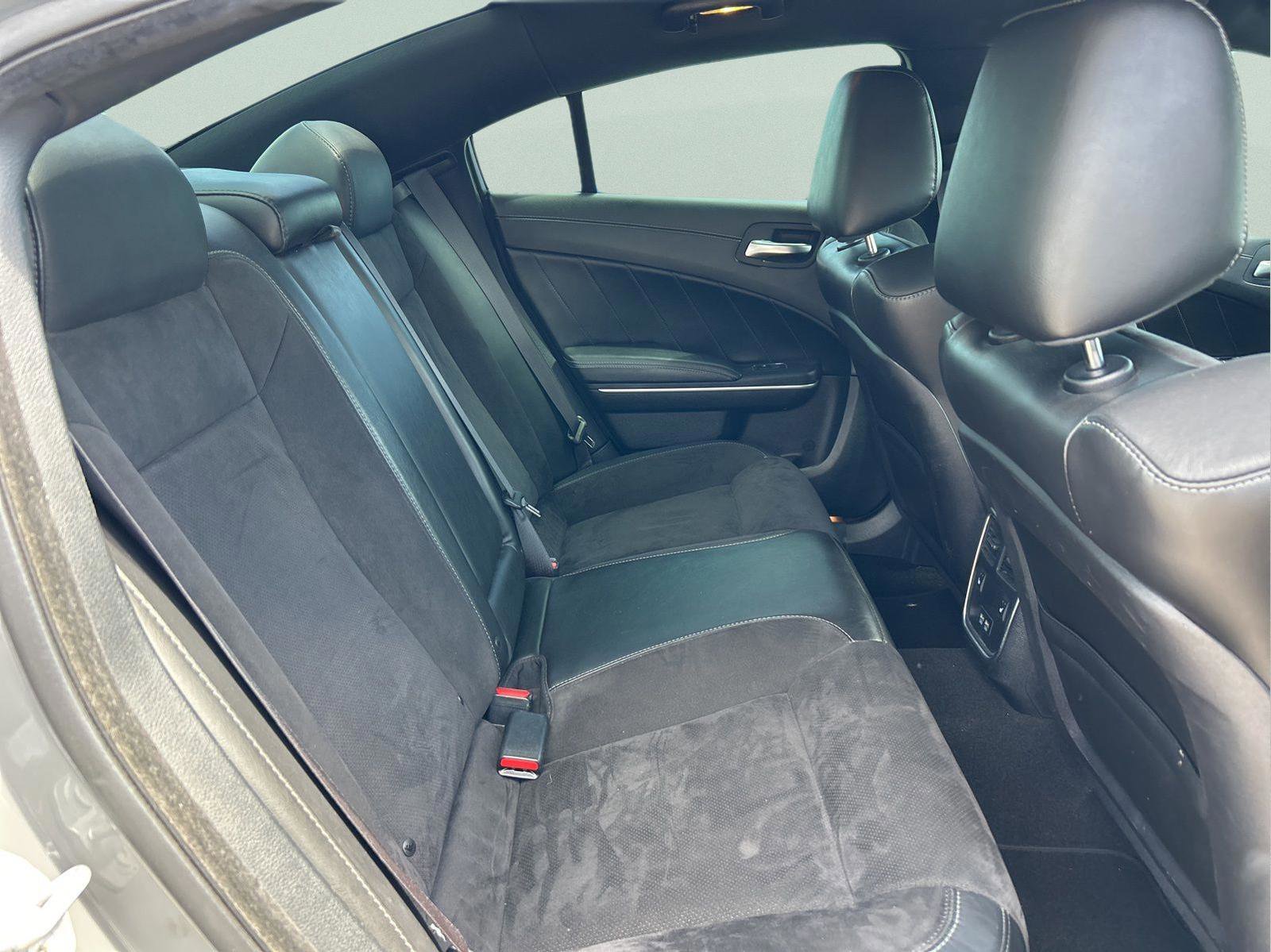 Used 2019 Dodge Charger Scat Pack w/ Plus Group RWD image 11