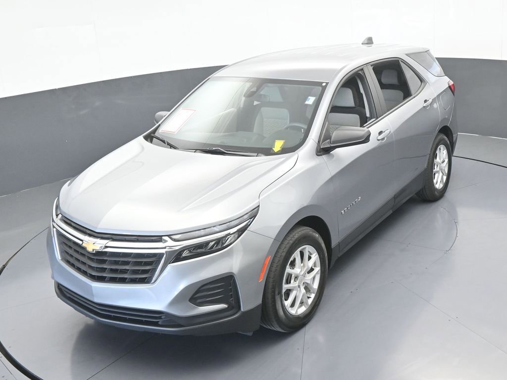 Used 2024 Chevrolet Equinox LS w/ Driver Confidence II Package image 43