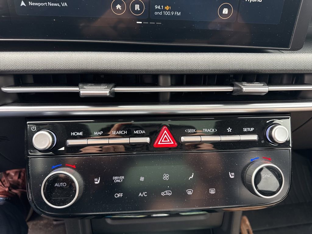 Used 2025 Hyundai Tucson SEL image 17