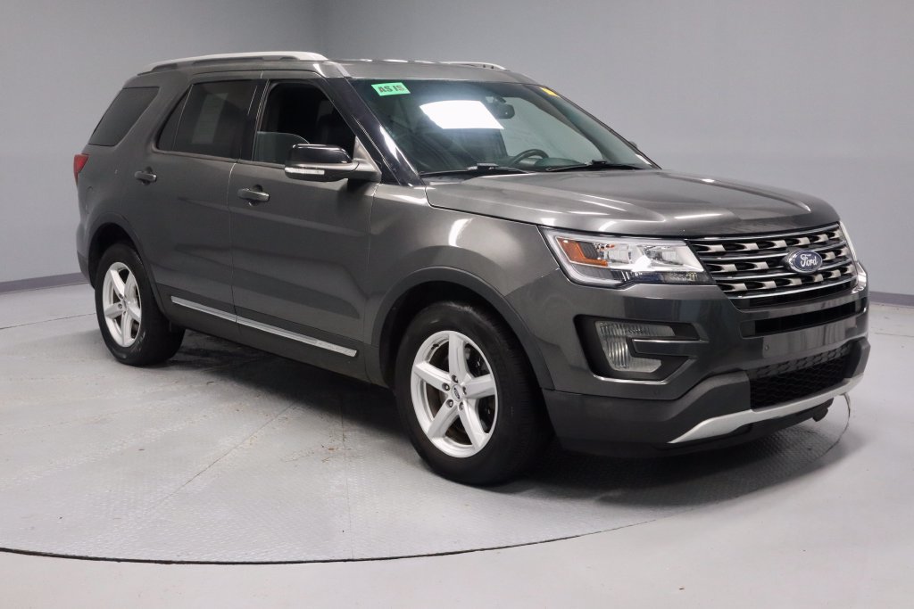 Used 2016 Ford Explorer XLT w/ Equipment Group 202A