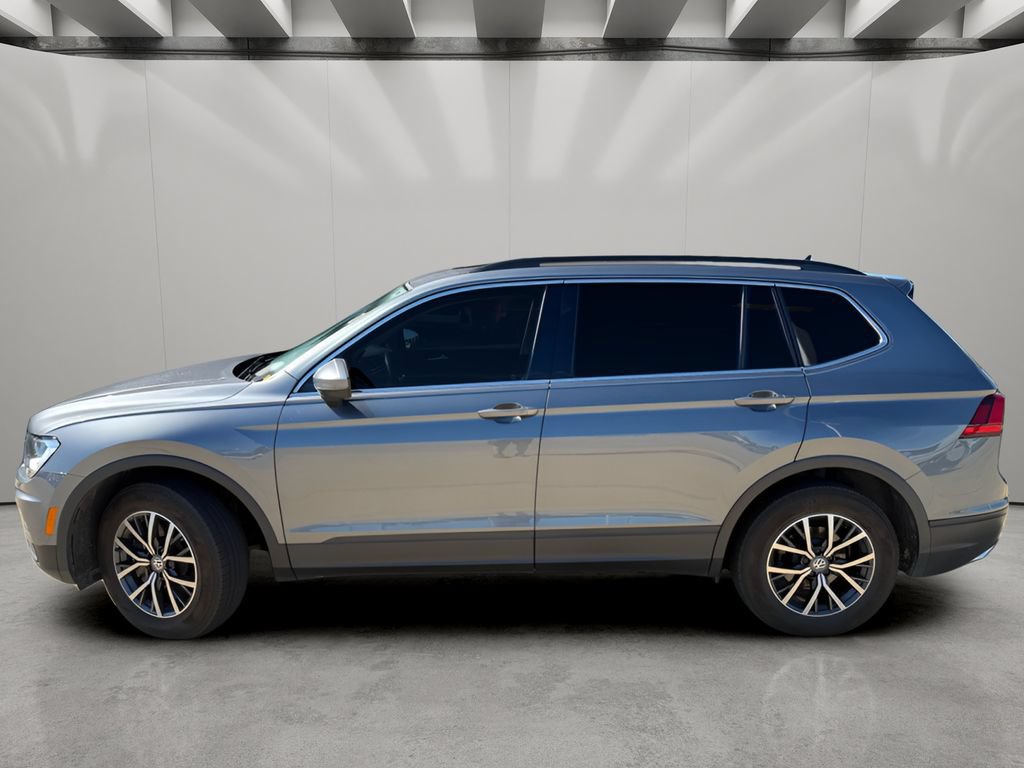 Used 2019 Volkswagen Tiguan SE w/ Panoramic Sunroof Package AWD/4WD image 3