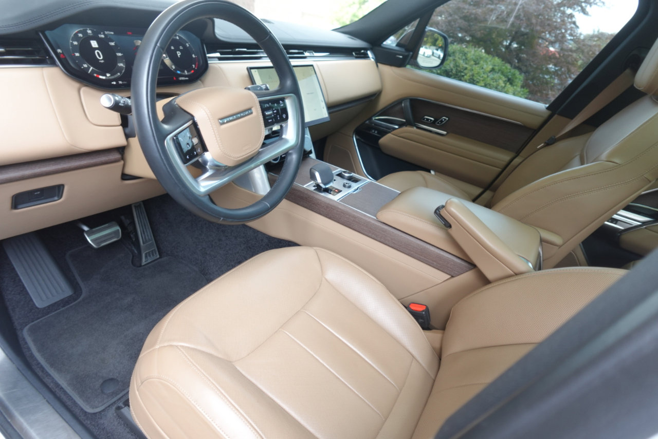Used 2023 Land Rover Range Rover SE image 20