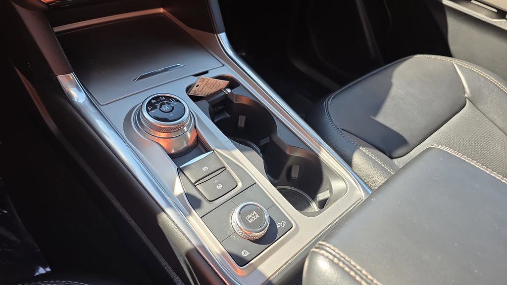 Used 2021 Ford Explorer Limited w/ Hybrid Equipment Group 310A image 23