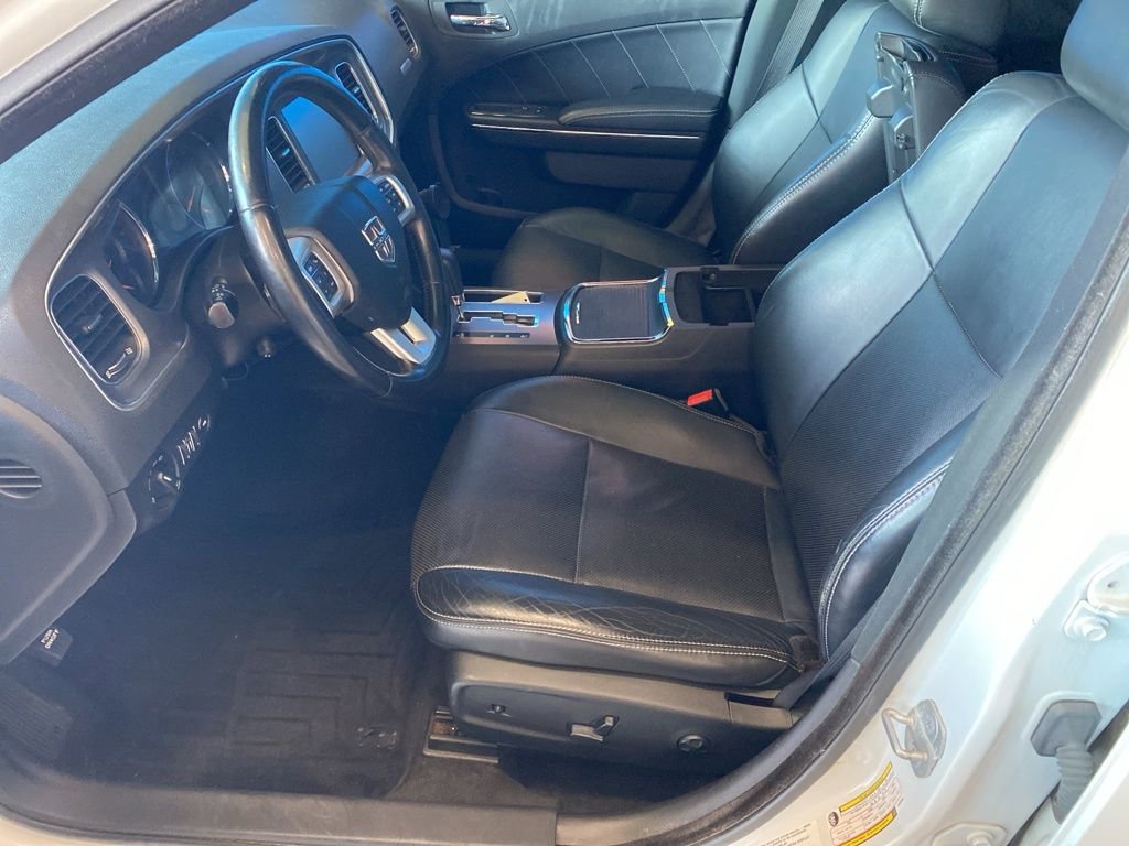 Used 2013 Dodge Charger R/T image 9