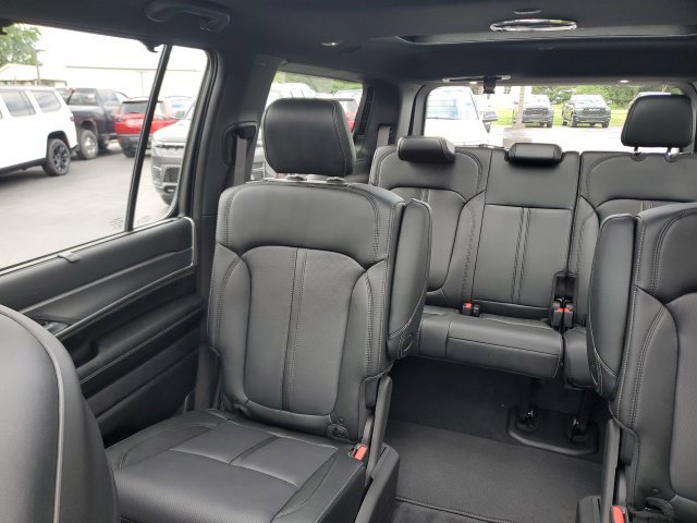 New 2026 Jeep Grand Wagoneer Limited AWD/4WD image 14