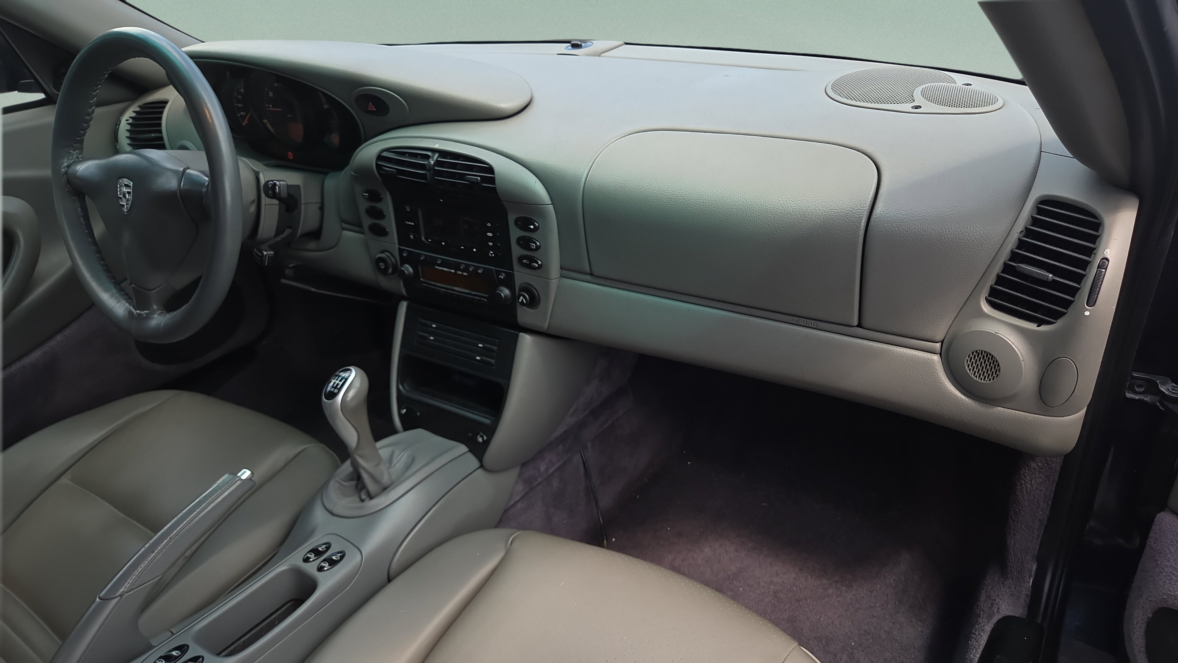 Used 2000 Porsche 911 Carrera 4 AWD/4WD image 12