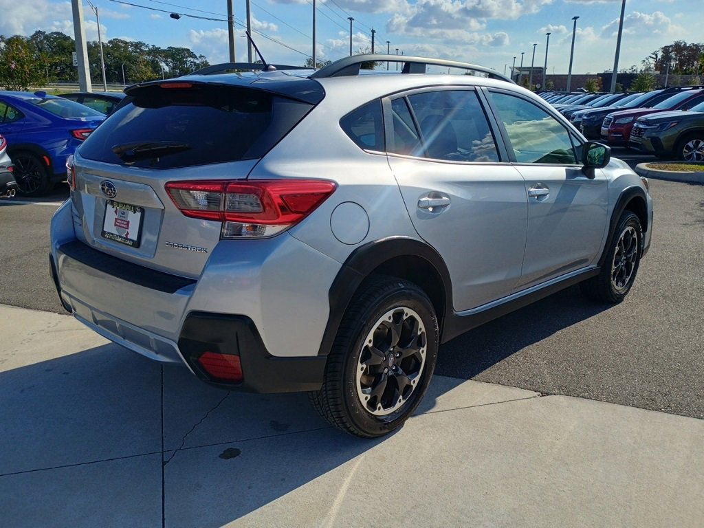 Certified 2021 Subaru Crosstrek 2.0i image 5