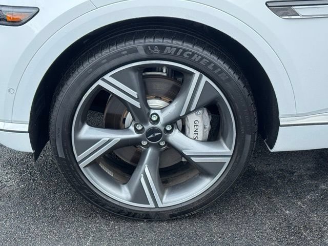 Certified 2025 Genesis GV80 2.5T Prestige AWD/4WD image 4