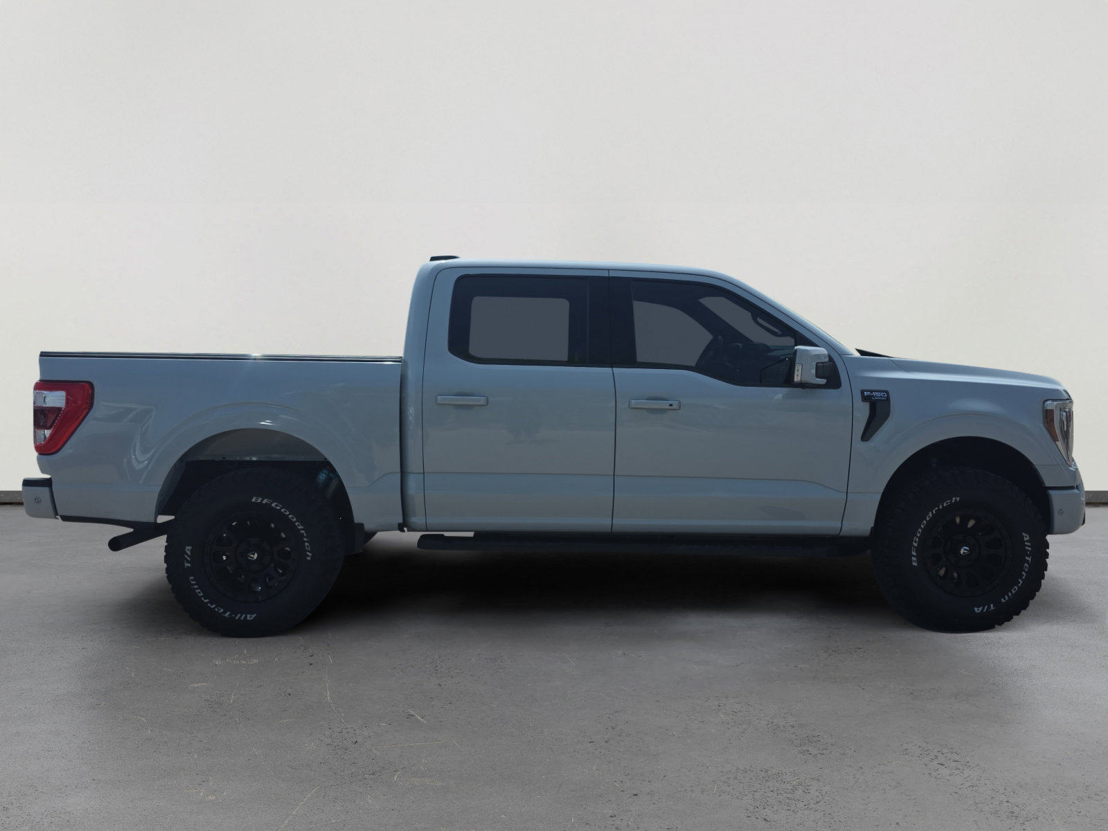 Used 2022 Ford F150 Lariat w/ Equipment Group 502A High image 6