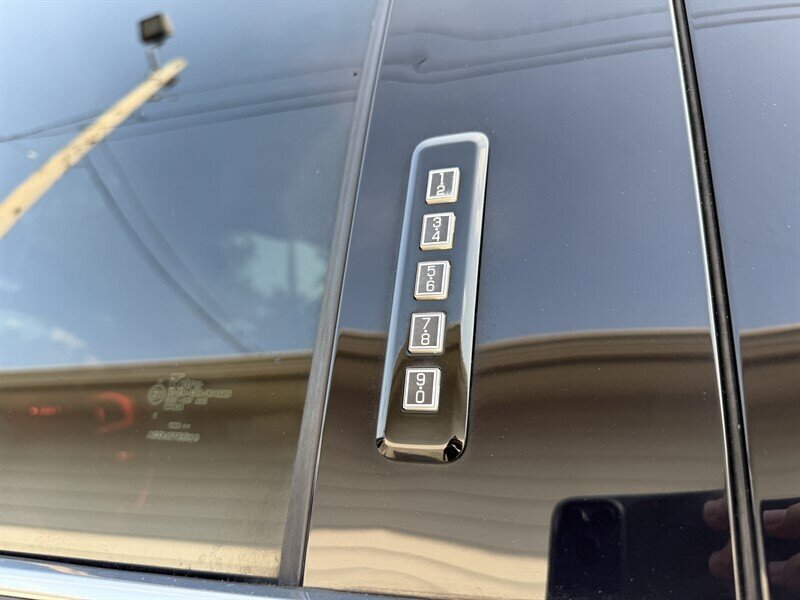 Used 2020 Ford F250 Platinum AWD/4WD image 18