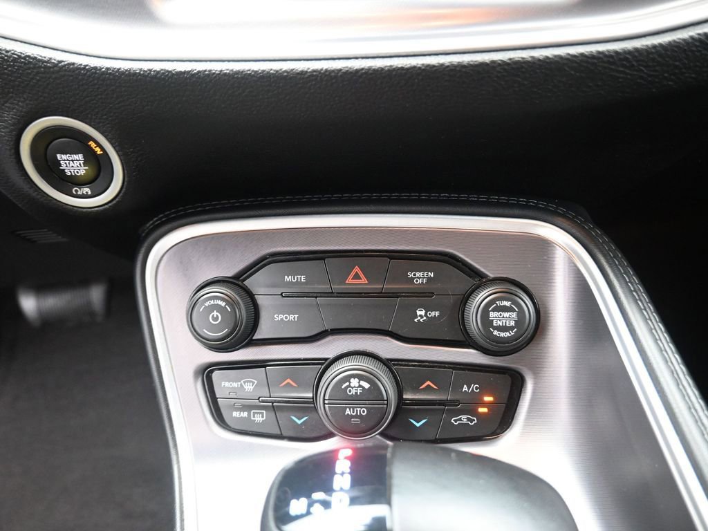 Used 2021 Dodge Challenger SXT w/ Blacktop Package image 9