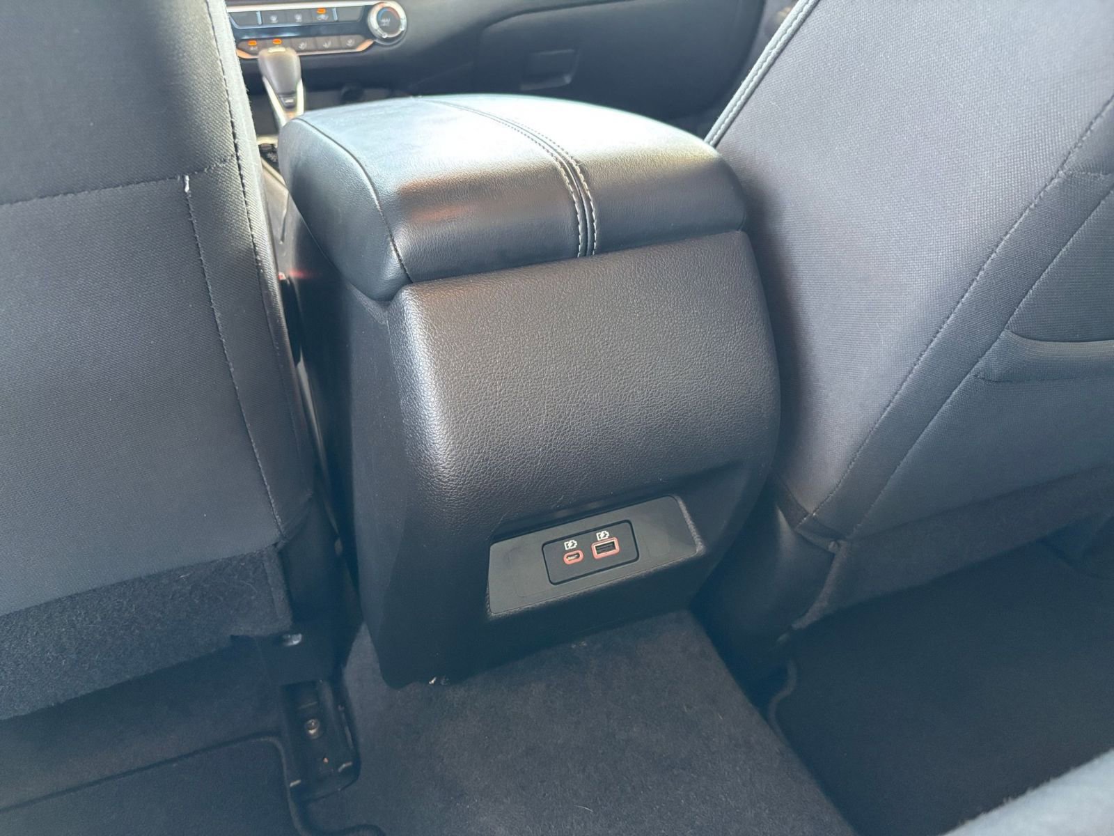 Used 2025 Nissan Altima 2.5 SV FWD image 23