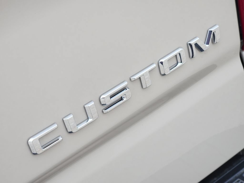 New 2026 Chevrolet Silverado 1500 Custom RWD image 7
