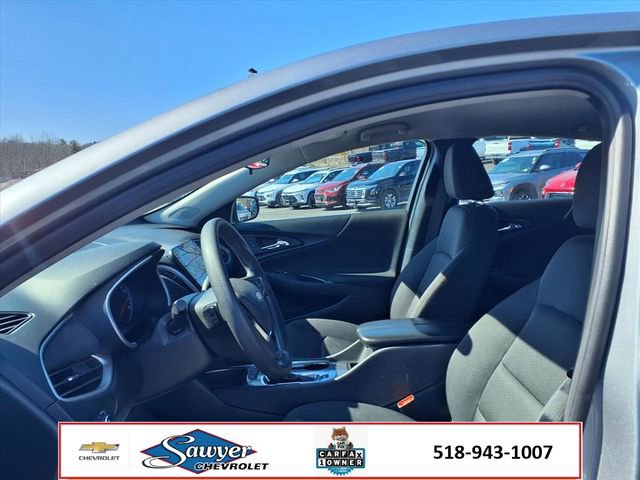 Used 2024 Chevrolet Malibu LT image 11