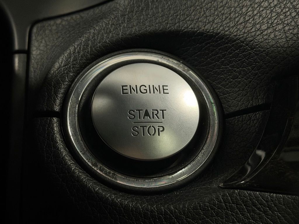 Used 2016 Mercedes-Benz E 400 4MATIC Coupe image 23