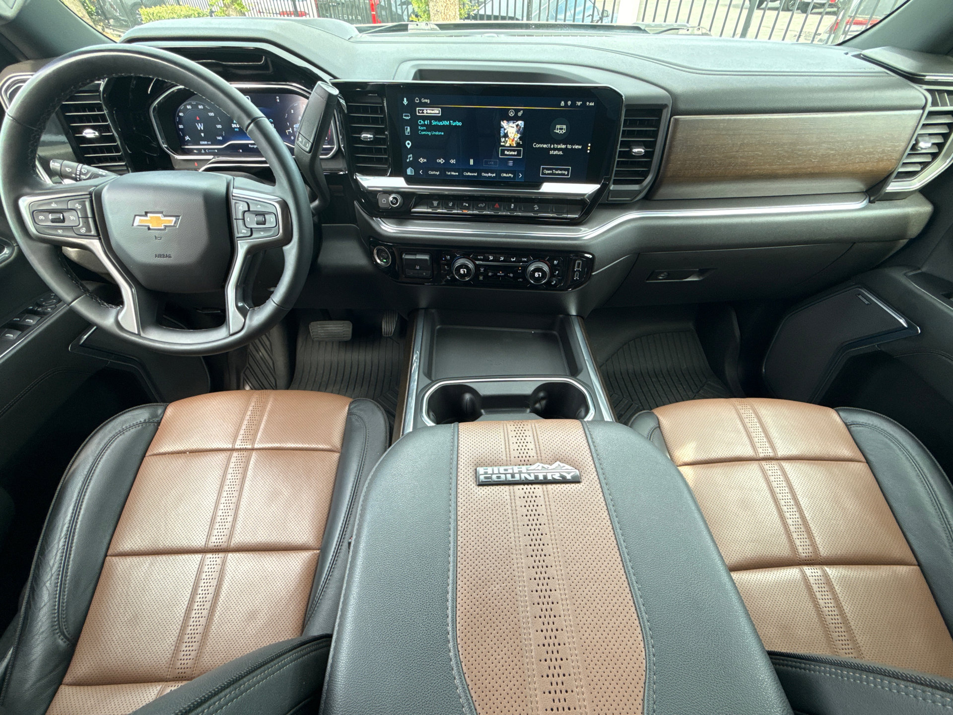 Used 2025 Chevrolet Silverado 3500 High Country w/ High Country Premium Package image 19