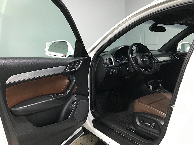 Used 2016 Audi Q3 2.0T Premium Plus AWD/4WD image 9