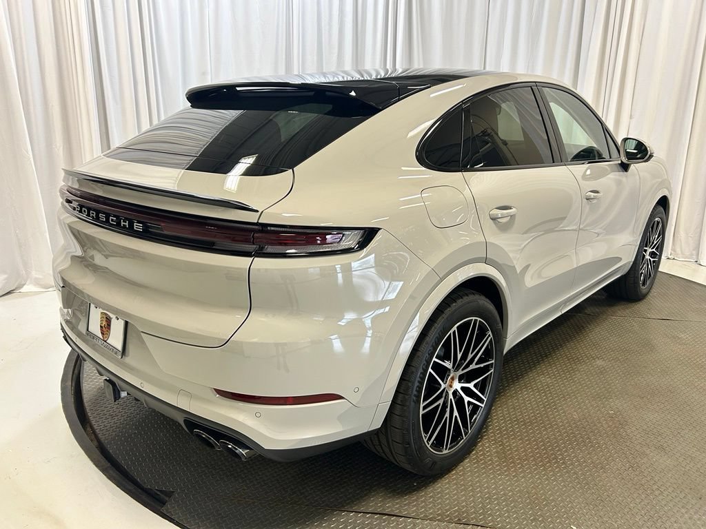 Used 2026 Porsche Cayenne Coupe AWD/4WD image 29
