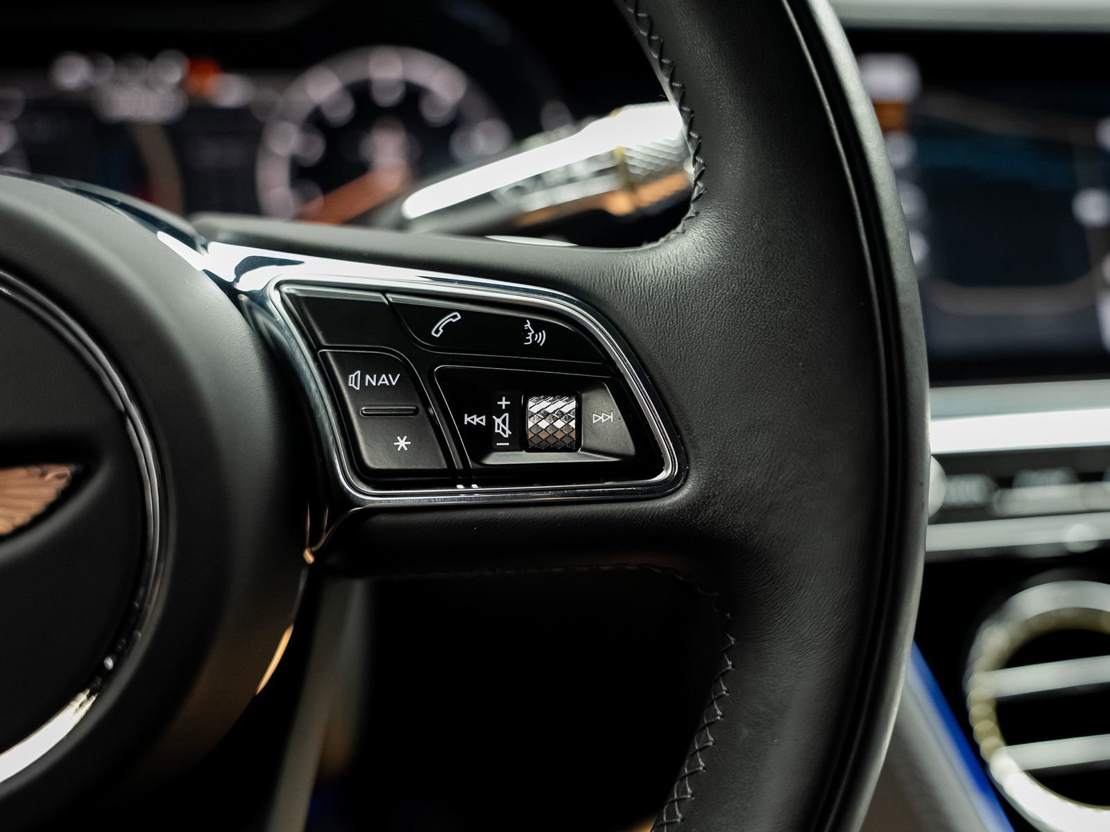 Used 2022 Bentley Continental GT AWD/4WD image 49