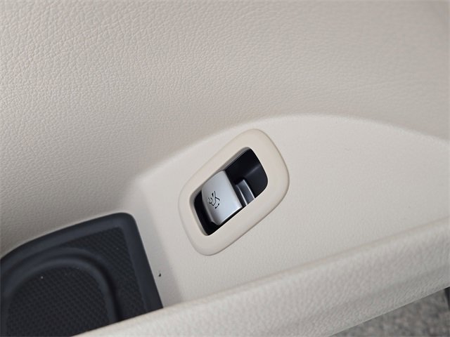 New 2026 Mercedes-Benz GLC 300 4MATIC image 23