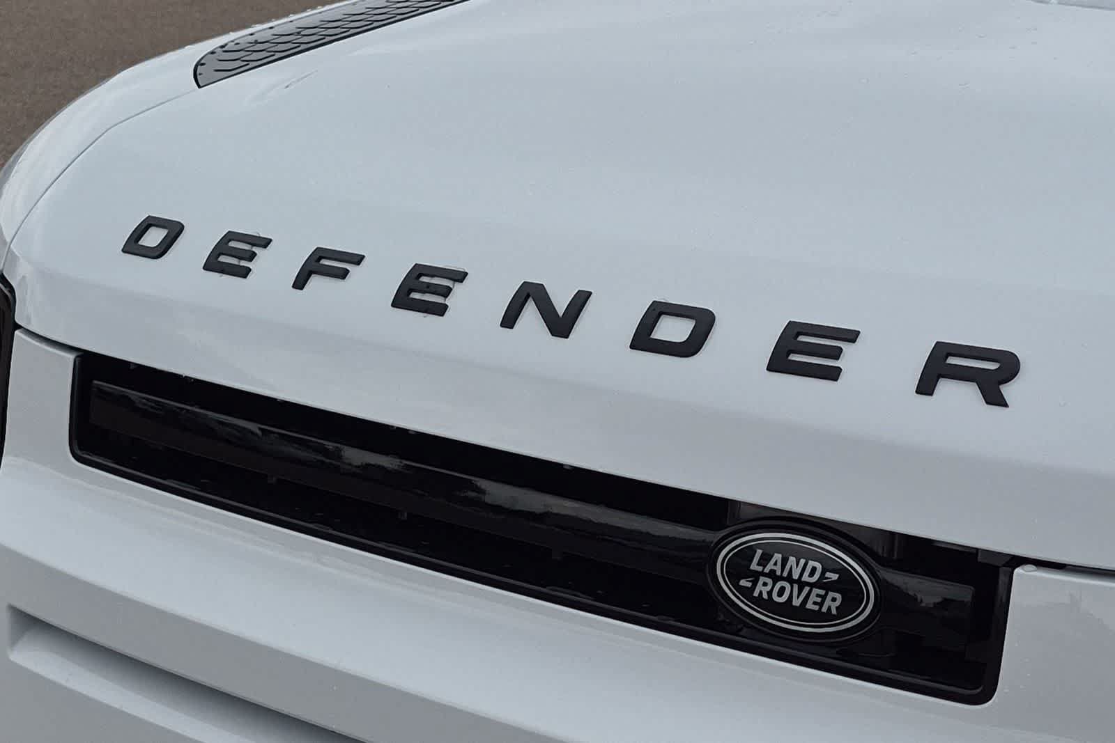 New 2026 Land Rover Defender 110 S AWD/4WD image 12