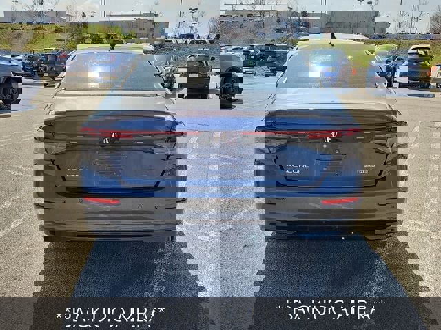 Used 2025 Honda Accord EX-L image 5