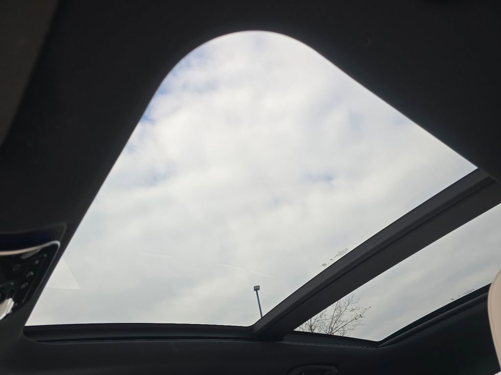 Certified 2026 Mercedes-Benz GLC 300 4MATIC image 3