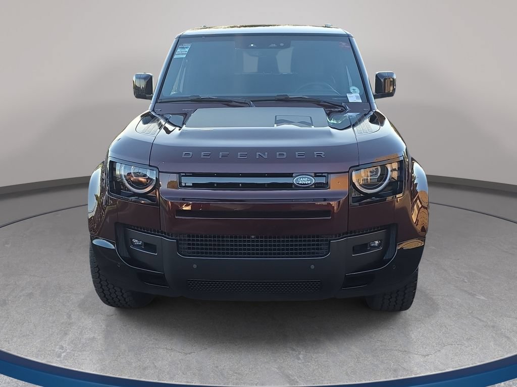 New 2026 Land Rover Defender 90 X-Dynamic SE AWD/4WD image 2