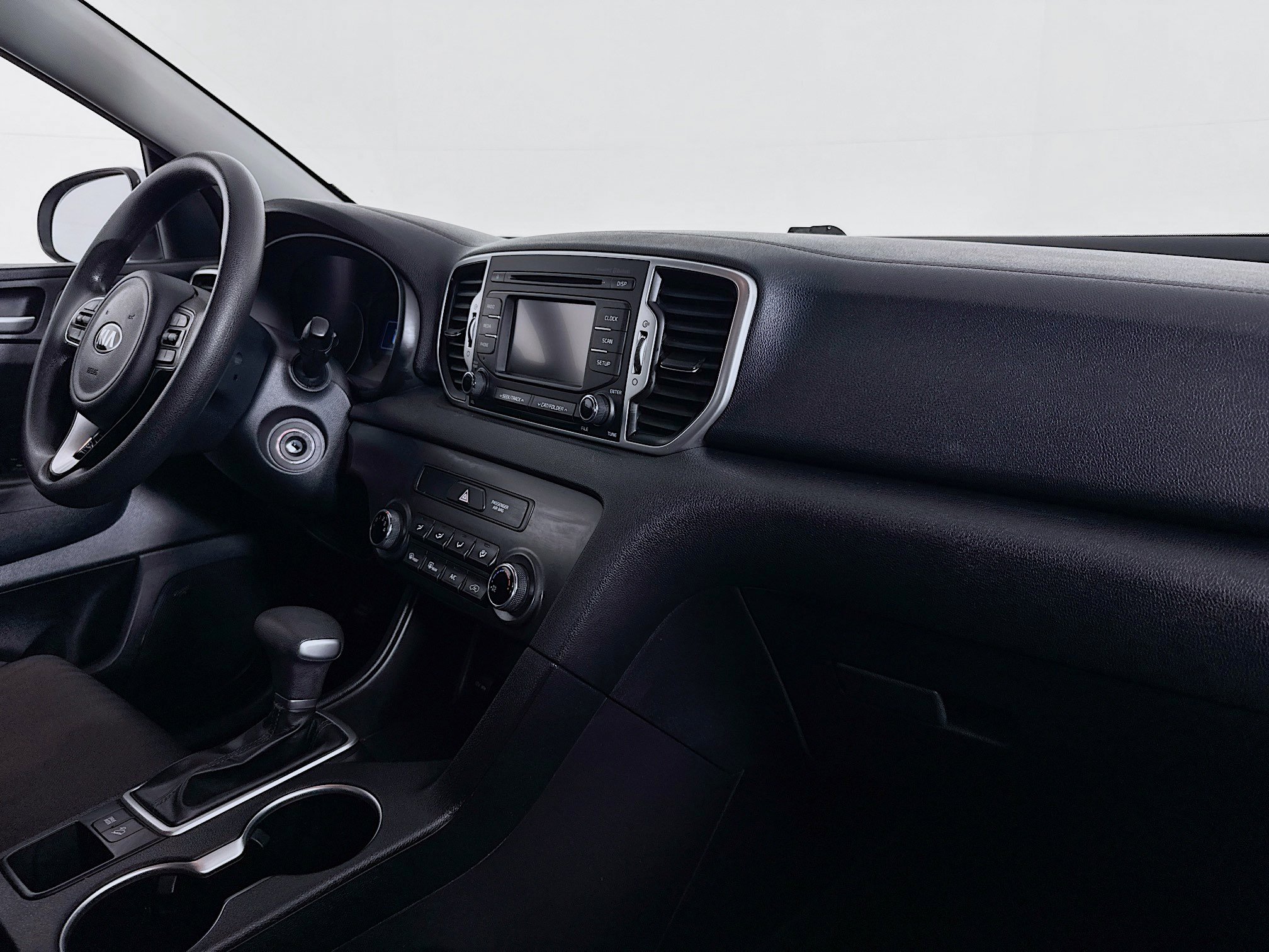 Used 2019 Kia Sportage LX image 28