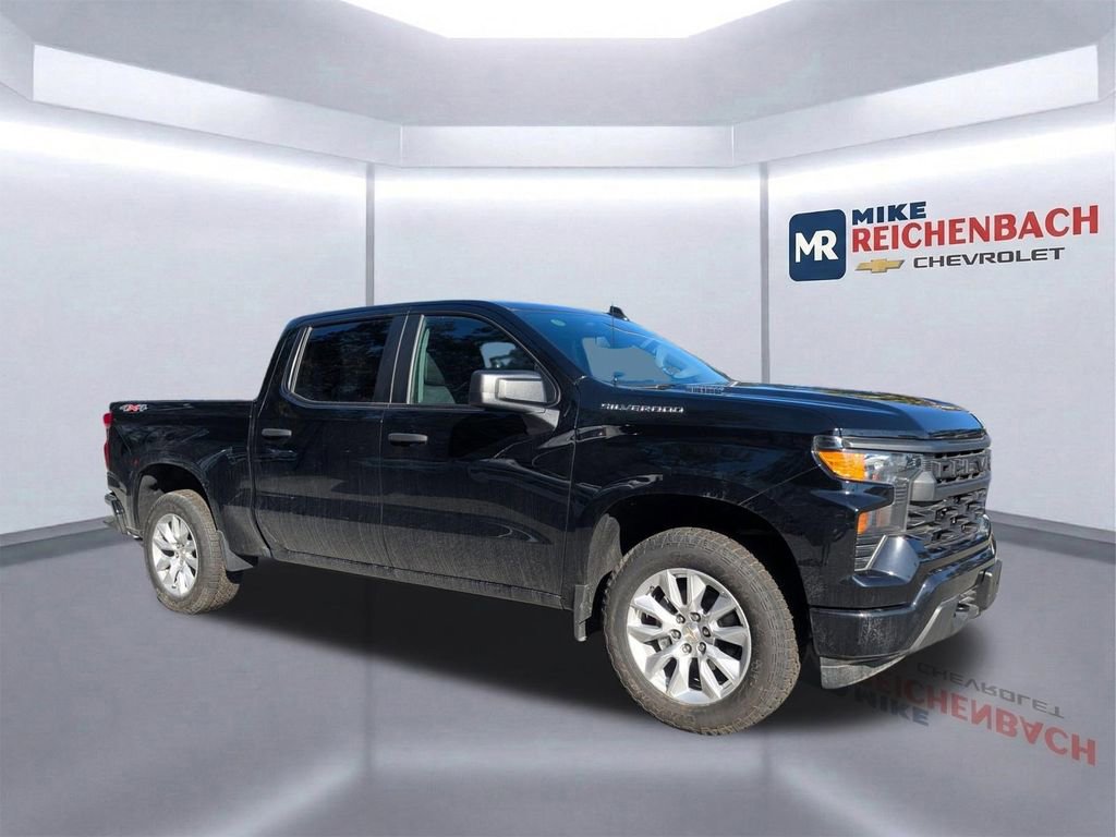 New 2025 Chevrolet Silverado 1500 Custom video 2