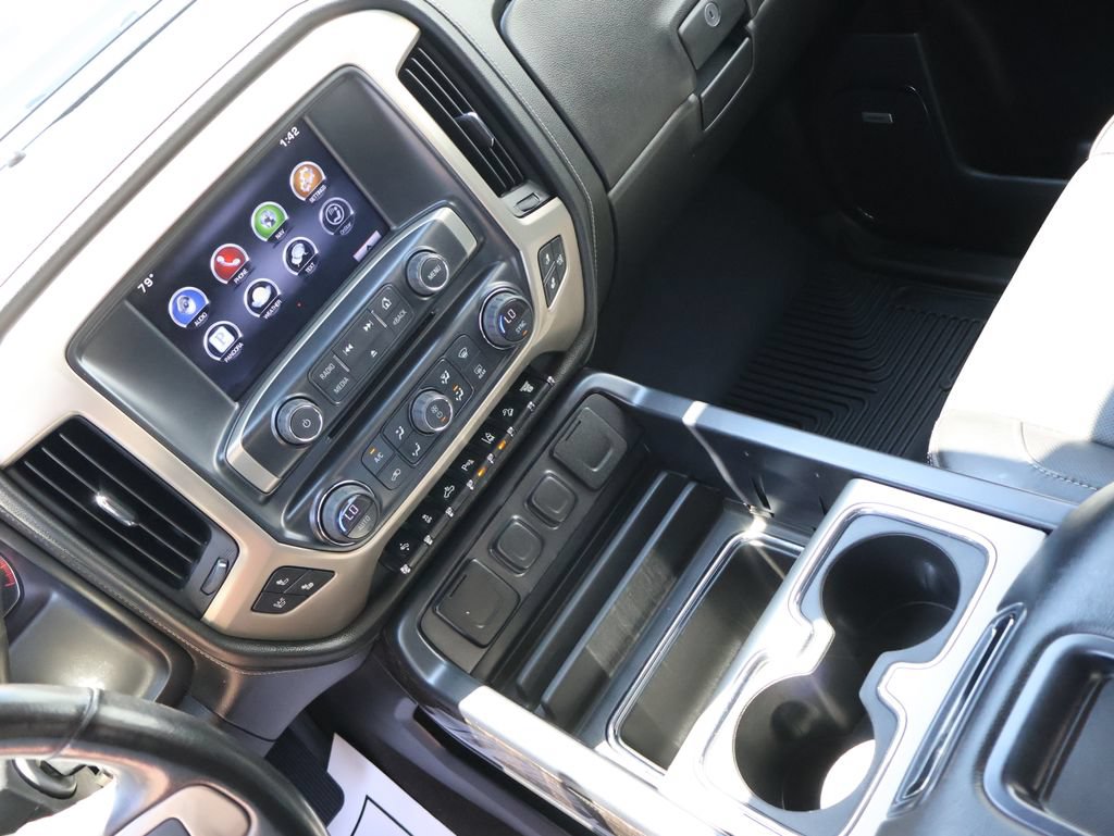 Used 2015 GMC Sierra 2500 Denali w/ Duramax Plus Package AWD/4WD image 23