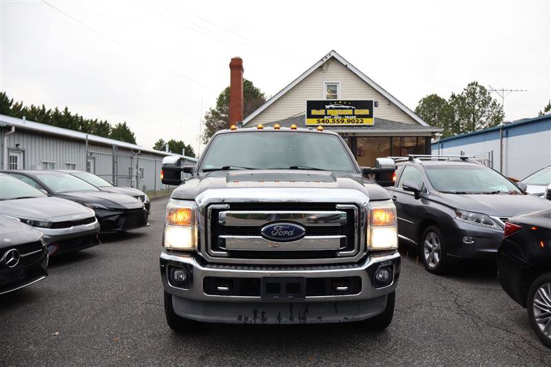 Used 2013 Ford F250 Lariat w/ Chrome Pkg image 2