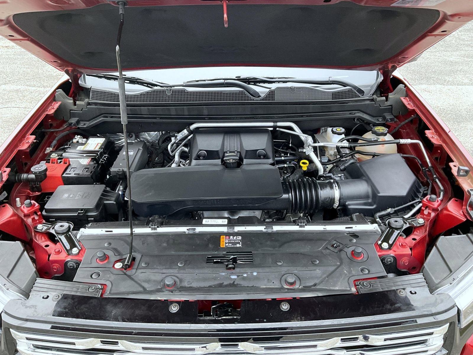 Certified 2024 GMC Canyon Denali image 24