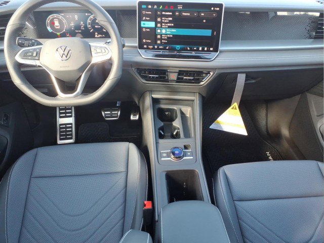 New 2026 Volkswagen Tiguan SE R-Line image 13