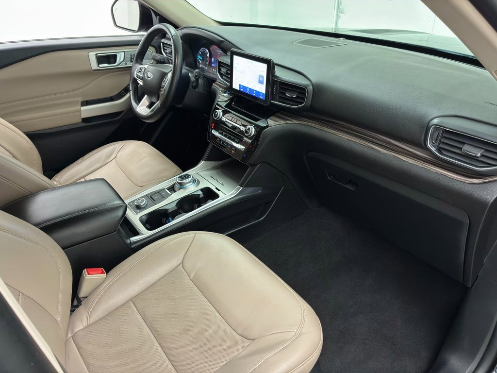 Used 2023 Ford Explorer Limited image 46