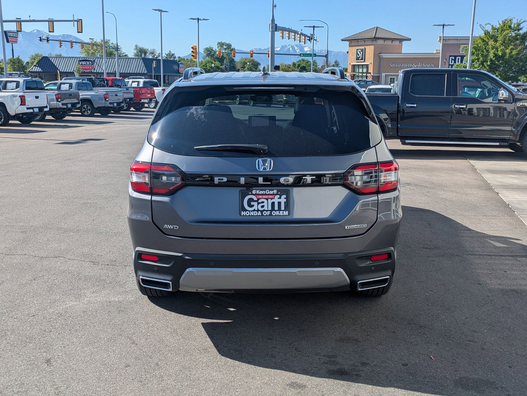 New 2026 Honda Pilot Touring image 5