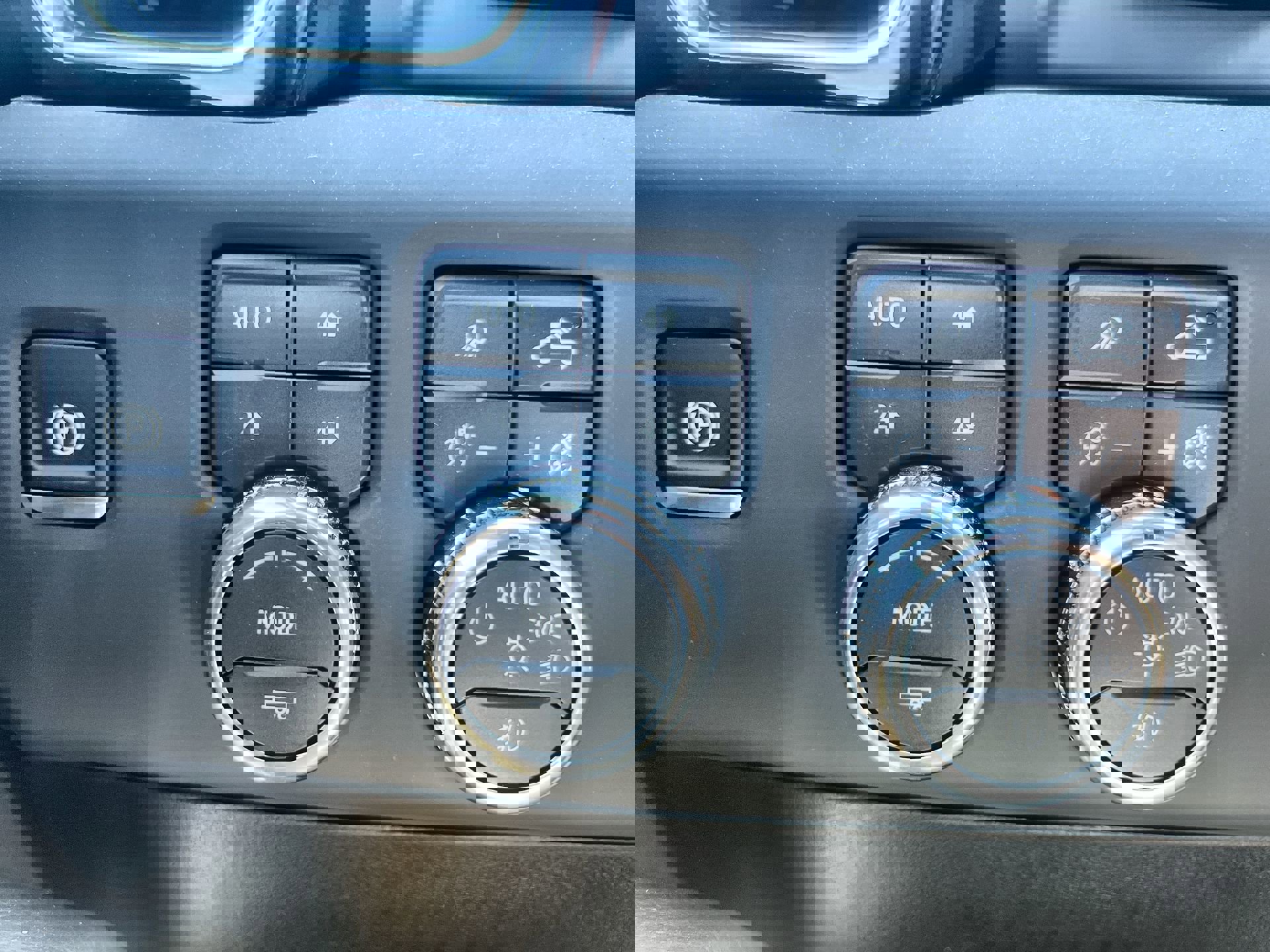 New 2026 GMC Sierra 2500 Denali w/ Denali Reserve Package image 46