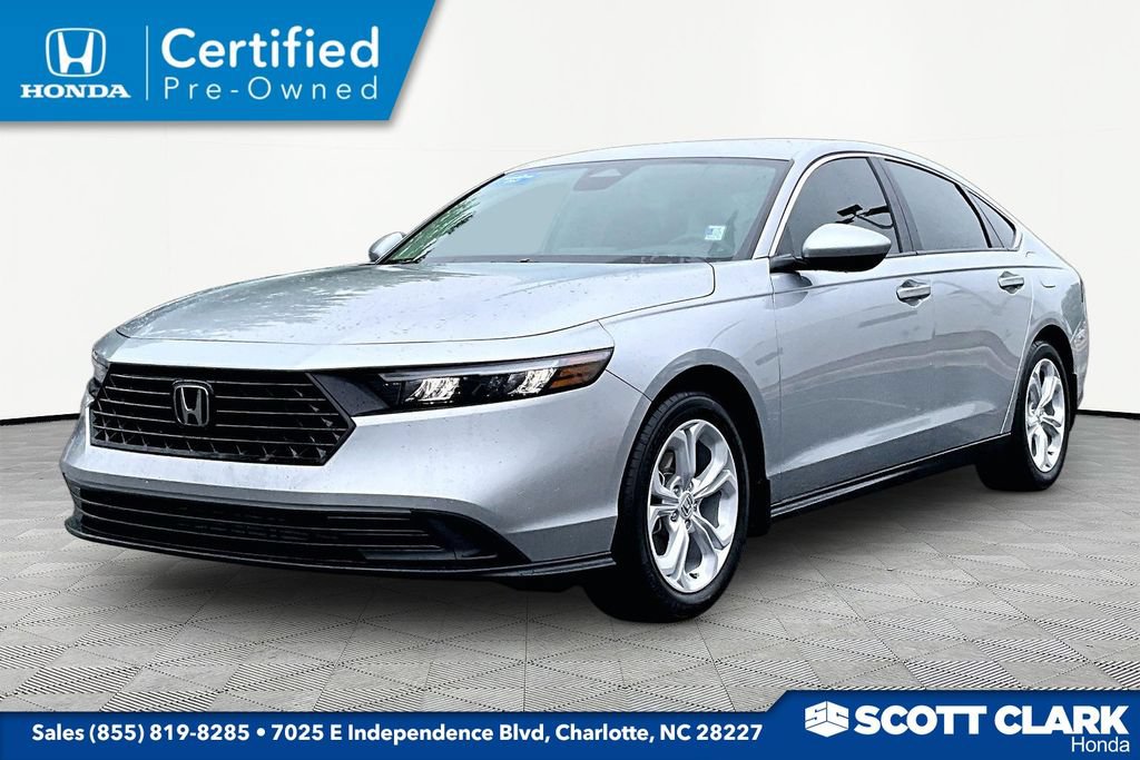 Certified 2025 Honda Accord LX image 3