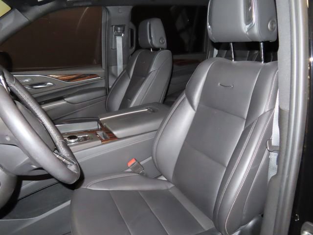 Certified 2022 Cadillac Escalade ESV Luxury RWD image 18