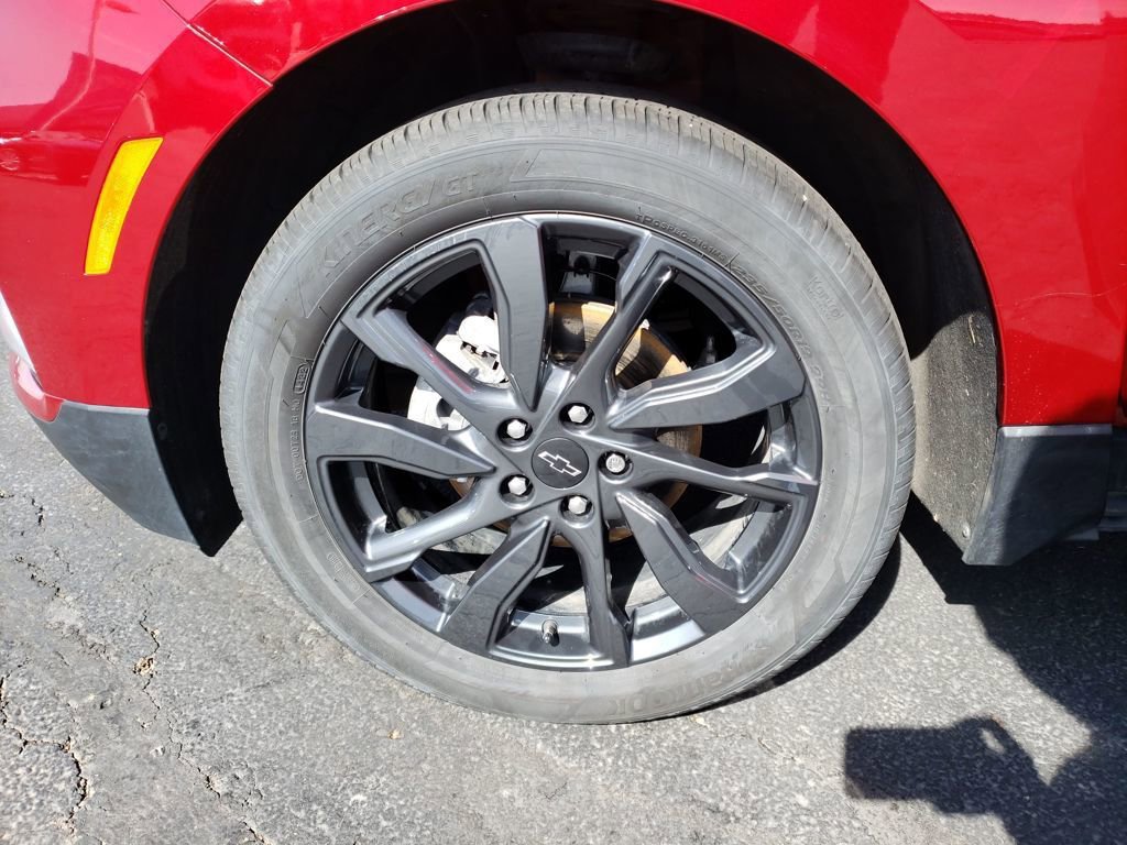 Used 2022 Chevrolet Equinox RS w/ RS Leather Package image 27