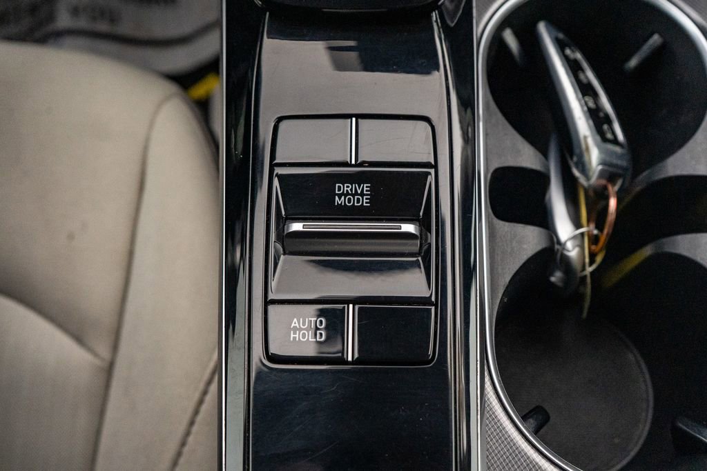 Used 2023 Hyundai Sonata SEL w/ Preferred Accessory Package image 26