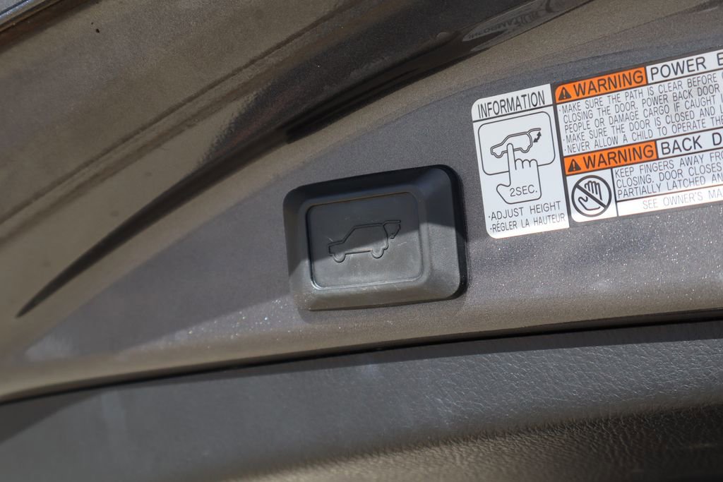 Used 2017 Toyota RAV4 XLE image 23