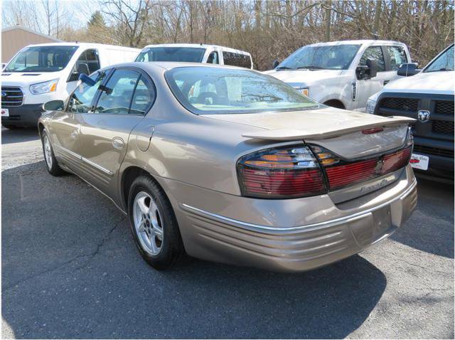 Used 2000 Pontiac Bonneville SE w/ Opt Pkg image 2