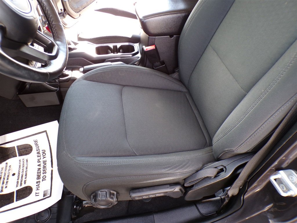 Used 2020 Jeep Wrangler Unlimited Sport image 25