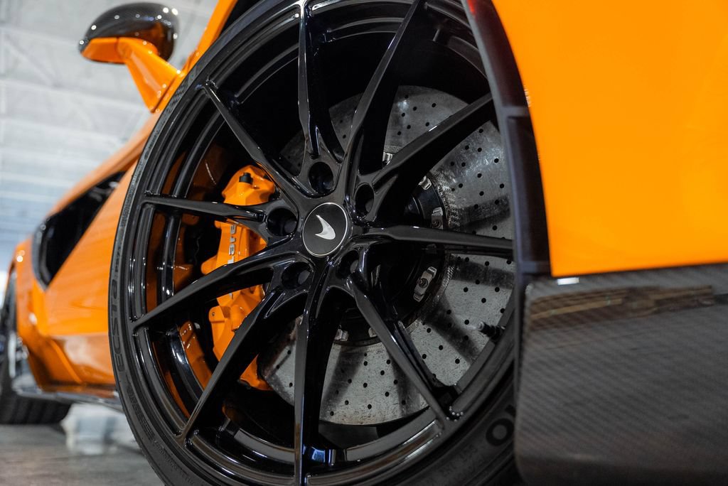 Used 2019 McLaren 600LT RWD image 83