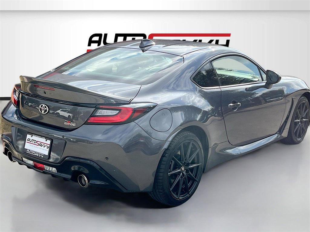 Used 2024 Toyota GR86 Premium image 7