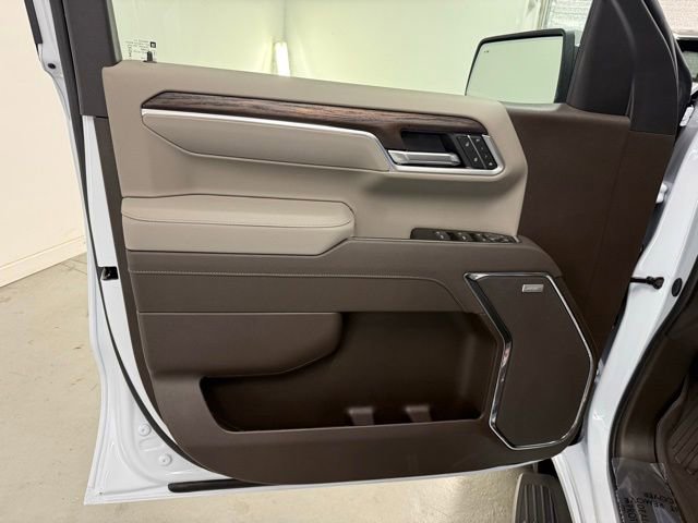 New 2026 GMC Sierra 1500 SLT w/ SLT Premium Plus Package image 9