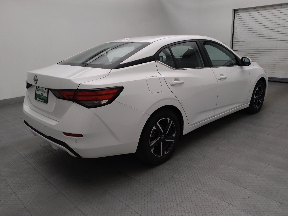 Used 2025 Nissan Sentra SV FWD image 10